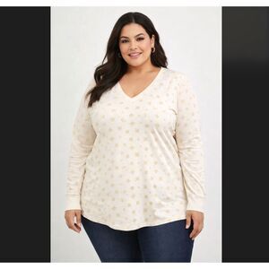 Torrid Long Sleeve Tee 2X V-Neck Girlfriend Signature Jersey Toss Motif Dew NWT